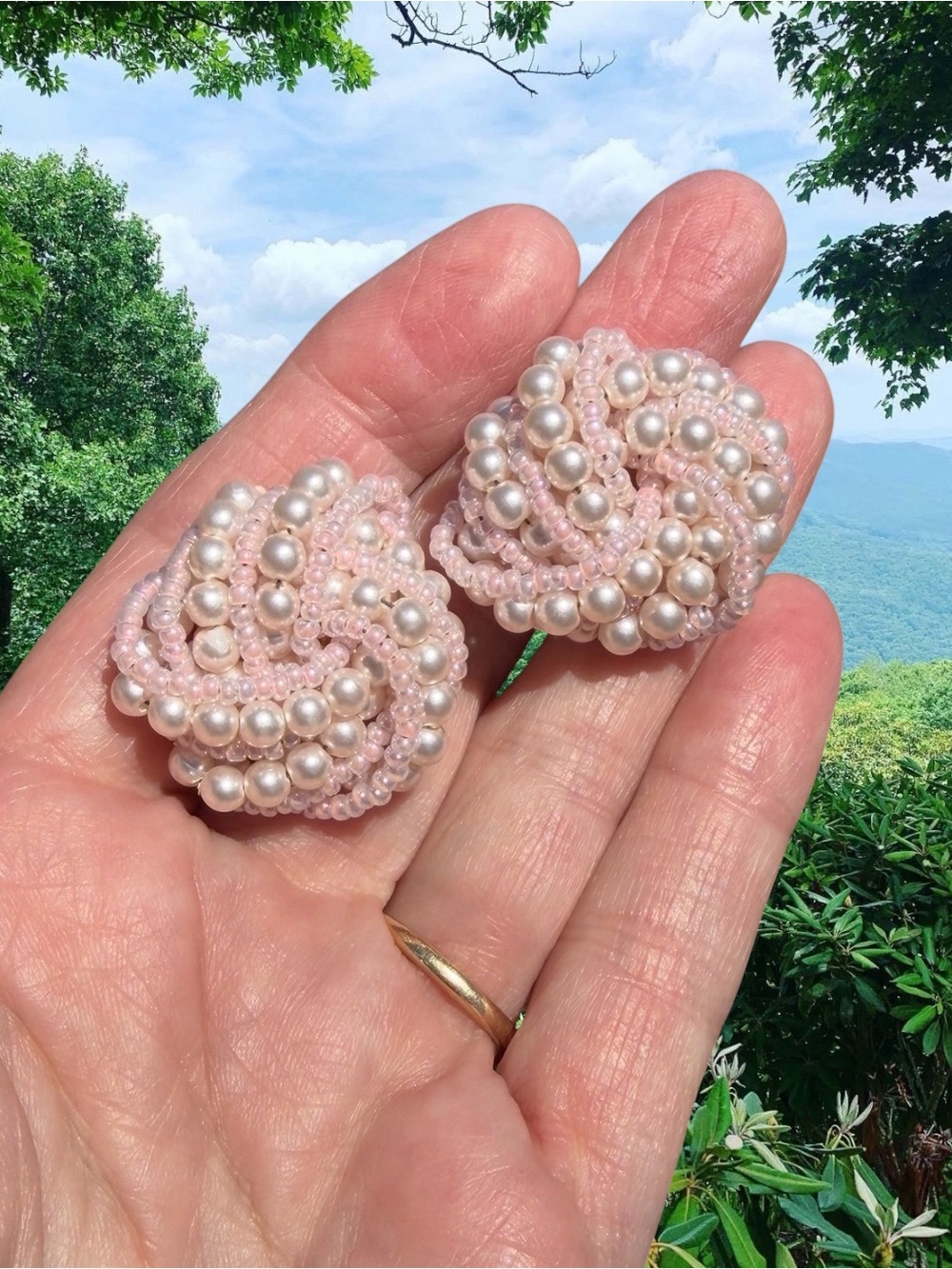 Vintage Handcrafted Pink Pearl Love-Knot Earrings - Women Jewelry - Picture 3 of 6